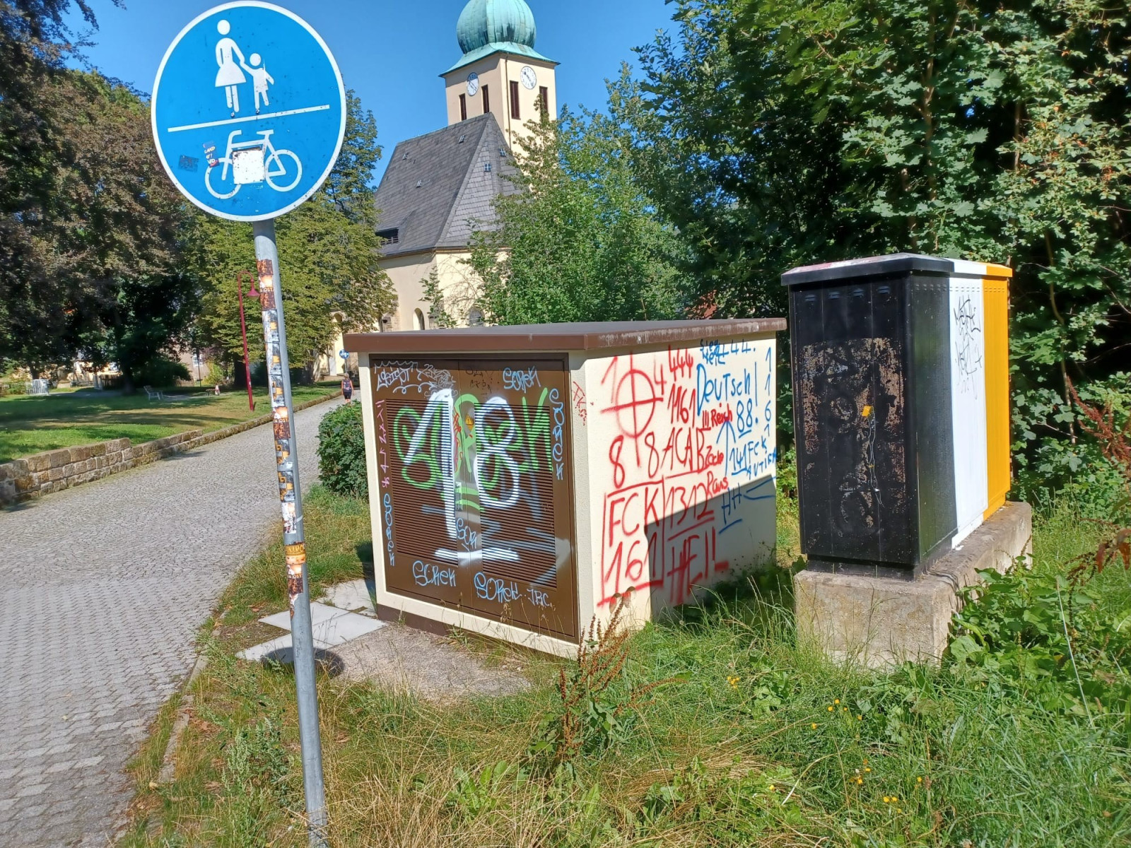 Schmierereien E-Haus Gymn
