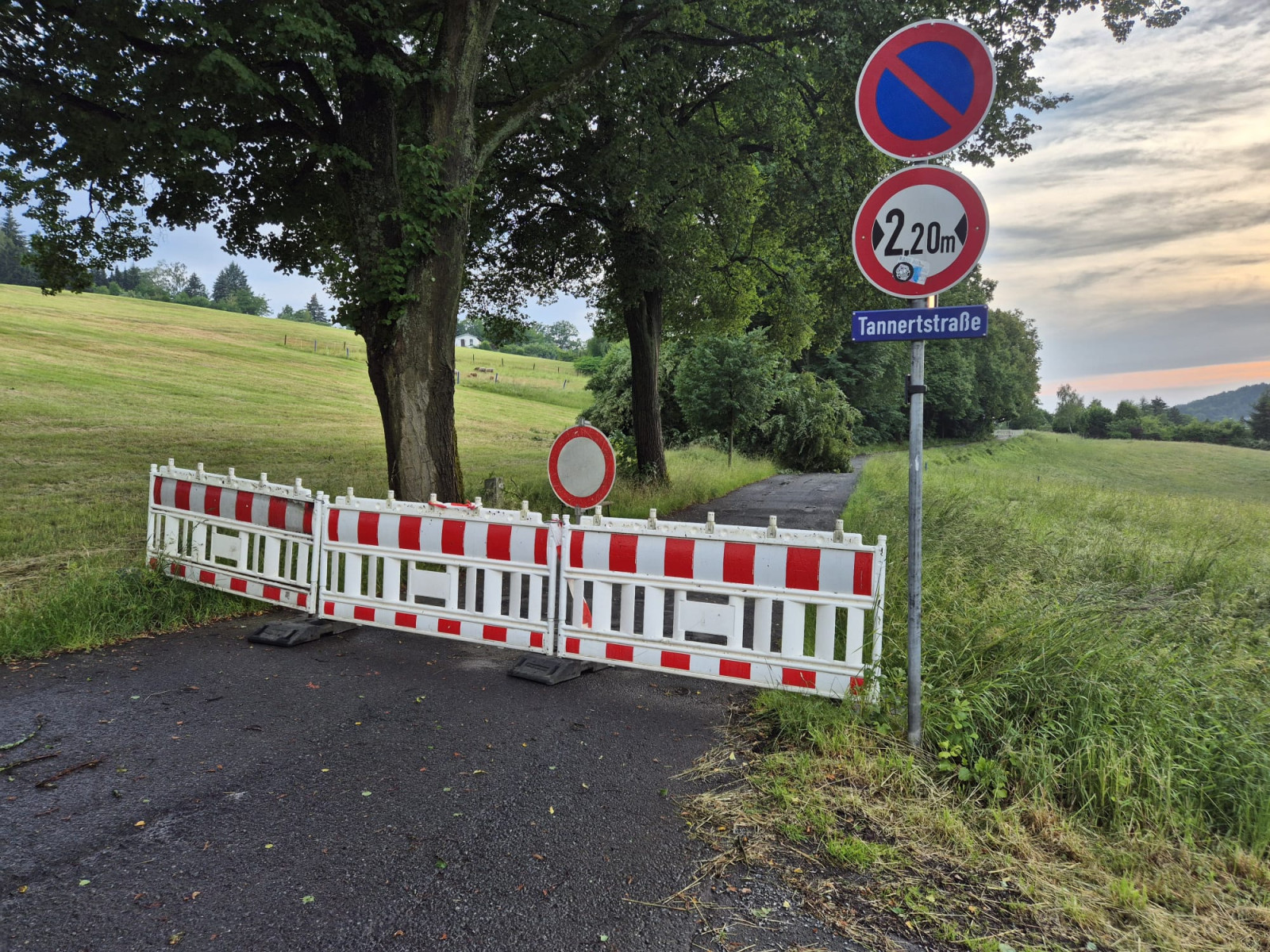 Sperrung Bergstraße