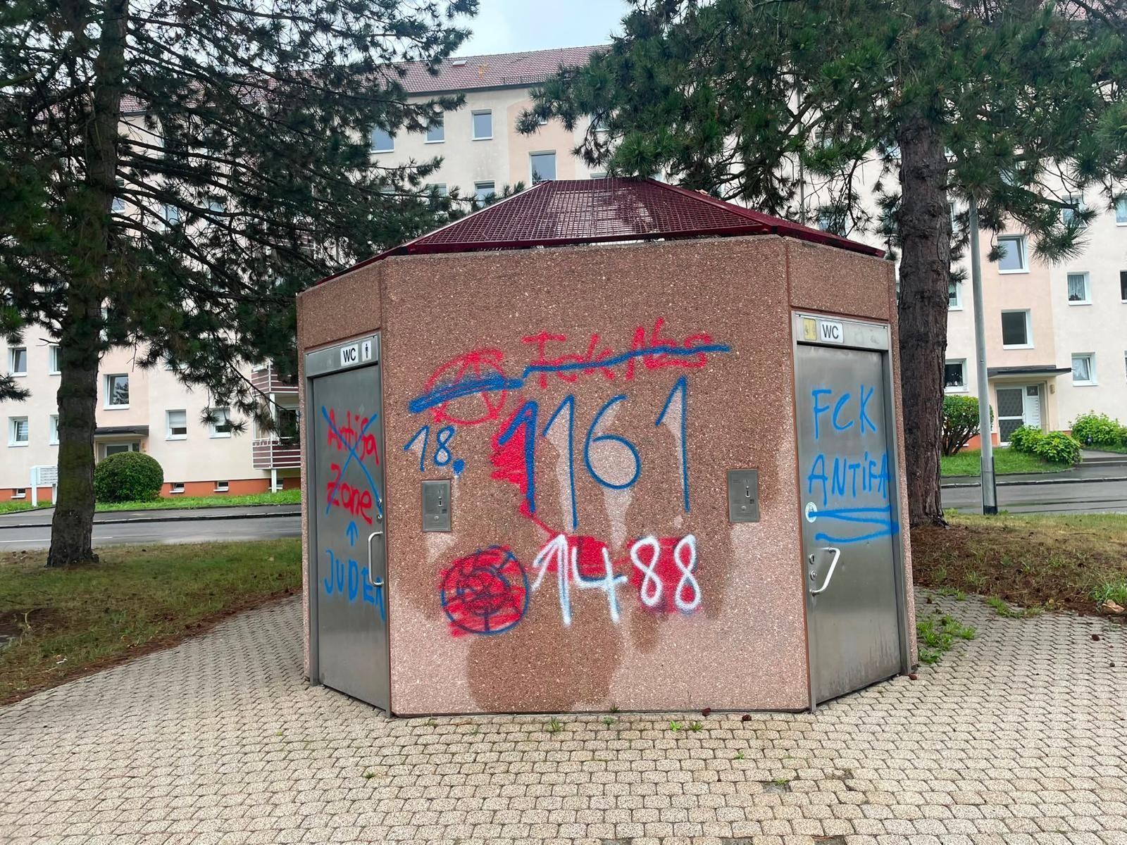 WC BBhf Graffiti
