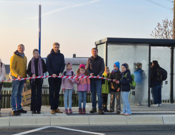 Einweihung Buswartehalle LH